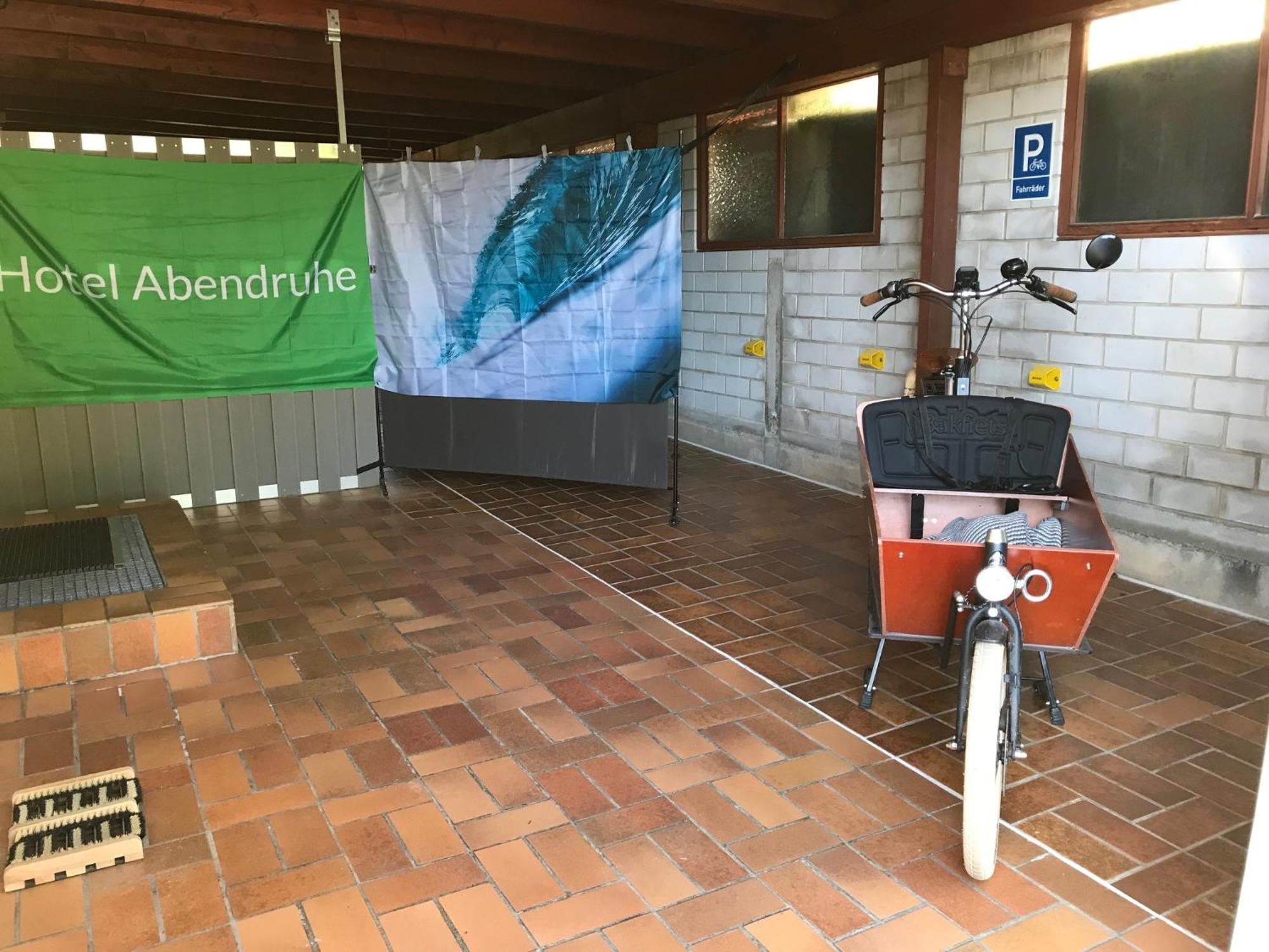 Abendruhe Hotel - Kontaktloser Check In Oberhaching Εξωτερικό φωτογραφία